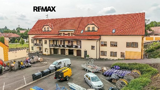 Prodej skladového prostoru 1050 m²