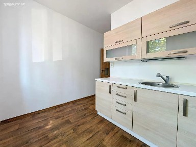 Pronájem bytu 2+1 51 m² Sadová, Aš