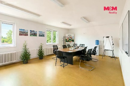 Pronájem kanceláře 35 m² Rybitví