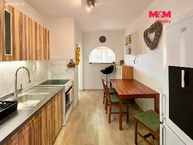 Prodej bytu 2+1 55 m² Pražská, Lubenec