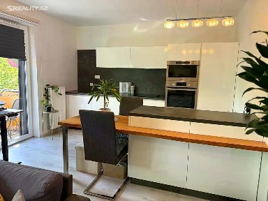Pronájem bytu 1+kk 37 m²