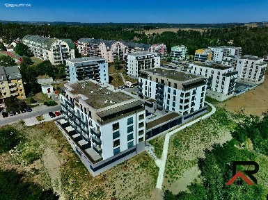 Pronájem bytu 1+kk 38 m²
