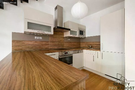 Prodej bytu 3+kk 75 m² Řipská, Hovorčovice