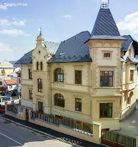 Prodej činžovního domu 600 m²