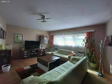 Prodej bytu 4+kk 108 m² Kájov - Staré Dobrkovice