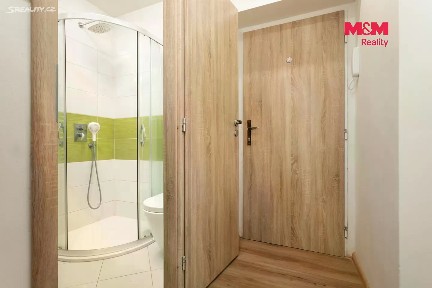 Pronájem bytu 1+kk 27 m²