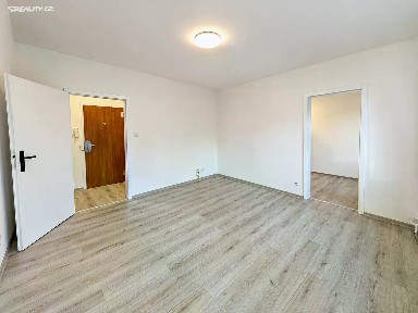 Pronájem bytu 2+1 44 m² Václava Jiřikovského, Ostrava - Dubina