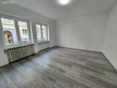 Pronájem bytu 2+1 62 m² Na Rybníčku, Opava - Předměstí