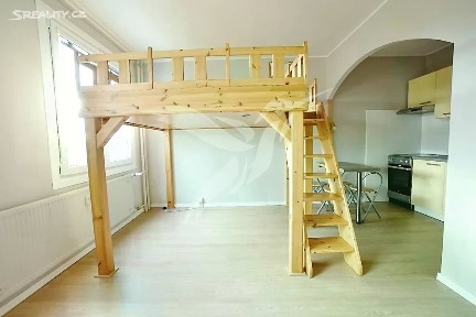 Prodej bytu 1+kk 31 m² Hodonínská, Plzeň - Severní Předměstí