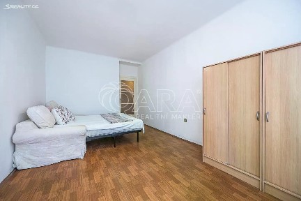 Prodej bytu 2+kk 46 m² U parního mlýna, Praha - Holešovice