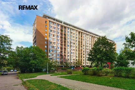 Prodej bytu 3+1 64 m² Hrubého, Praha - Kobylisy