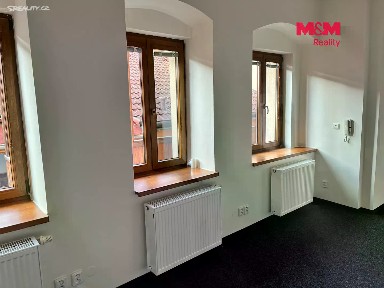 Louny, Mírové náměstí