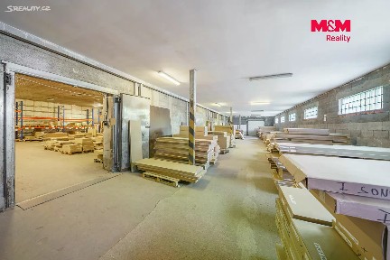 Pronájem obchodního prostoru 1100 m² Libušina, Teplice