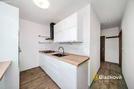 Prodej bytu 3+1 58 m² Oráčova, Ostrava - Hrabůvka
