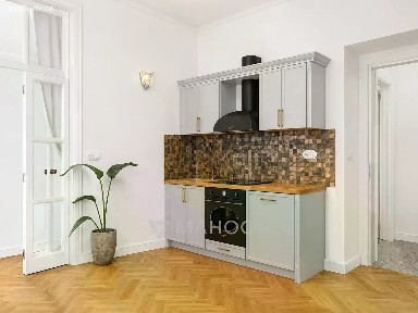 Prodej bytu 4+kk 95 m² Hradec Králové