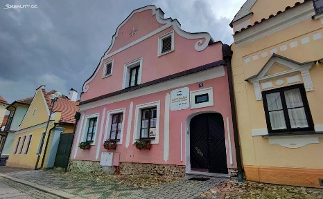 Třeboň, Jindřichův Hradec, Třeboň I, Husova