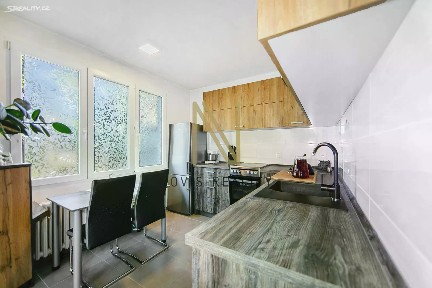 Prodej bytu 3+1 88 m² Poděvousy