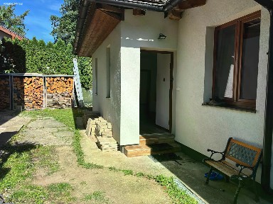 Pronájem rodinného domu 43 m², pozemek 500 m² K. Čapka, Káraný