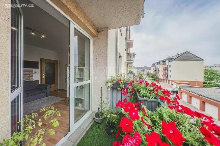 Pronájem bytu 2+kk 47 m²