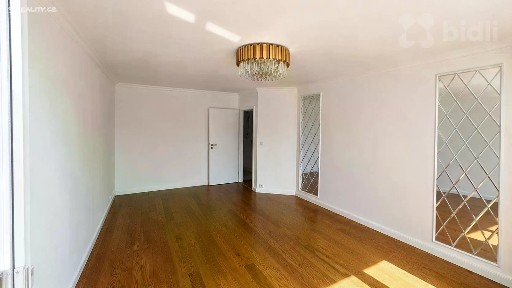Pronájem bytu 3+1 72 m² Doležalova, Praha - Černý Most
