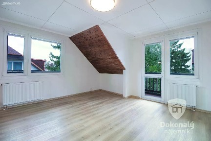 Pronájem bytu 3+kk 75 m²