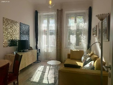 Pronájem bytu 2+kk 35 m² Šafaříkova, Praha - Vinohrady