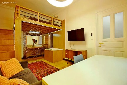 Pronájem bytu 1+1 32 m² Hálkova, Praha - Nové Město