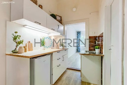 Pronájem bytu 2+1 44 m² Jeseniova, Praha - Žižkov