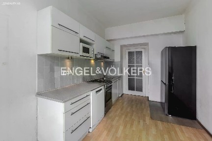Pronájem bytu 4+1 125 m² Svatovítská, Praha - Dejvice