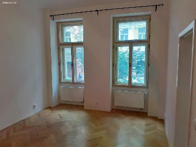 Pronájem bytu 1+1 49 m²