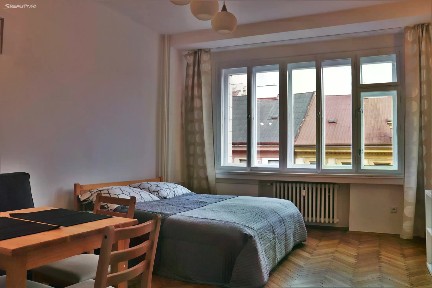 Pronájem bytu 1+kk 33 m² Sokolovská, Praha - Karlín