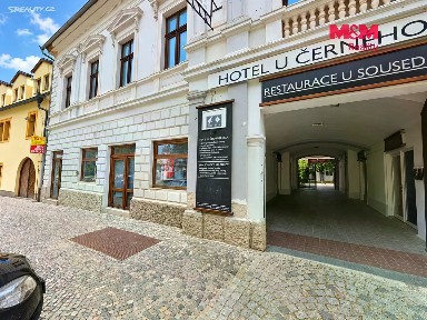 Pronájem obchodního prostoru 74 m²