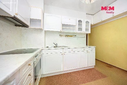 Prodej bytu 3+1 73 m² Jiráskova, Pardubice - Zelené Předměstí