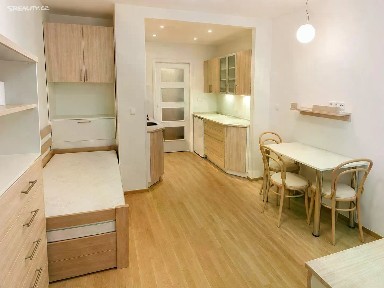 Prodej bytu 2+kk 48 m² Bouřilova, Praha - Černý Most