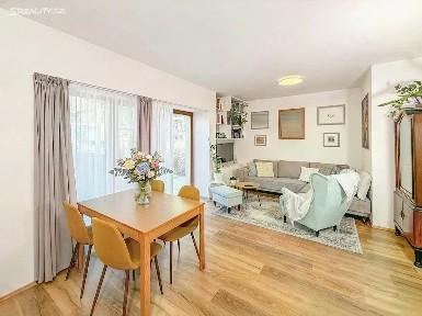 Prodej bytu 3+kk 75 m² Brno - Kníničky