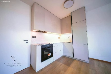 Prodej bytu 1+kk 40 m² Bratislavská, Brno
