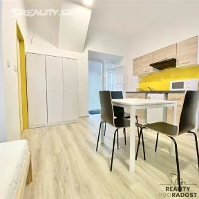 Pronájem bytu 1+kk 26 m² Václavská, Brno - Staré Brno