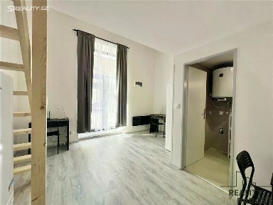 Pronájem bytu 1+kk 21 m²