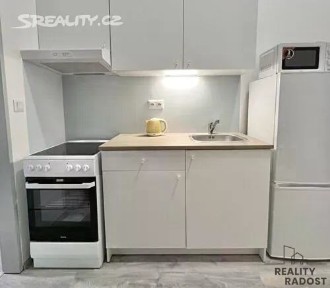 Pronájem bytu 2+1 31 m² Hybešova, Brno - Staré Brno