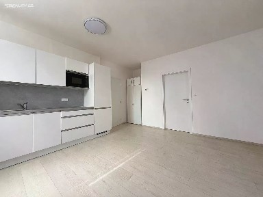 Pronájem bytu 2+kk 48 m² Urbáškova, Bučovice - Vícemilice