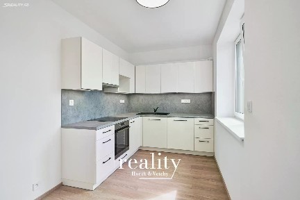 Pronájem bytu 2+kk 49 m² Vančurova, Znojmo