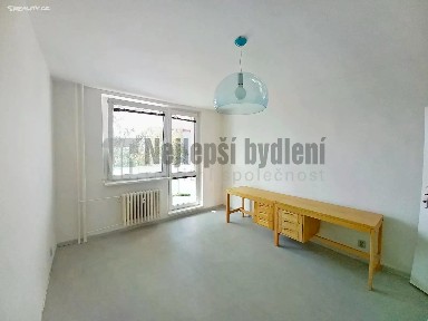 Pronájem bytu 2+1 53 m² V Sídlišti, Rousínov