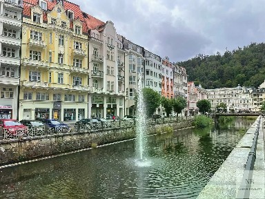 Pronájem obchodního prostoru 131 m²