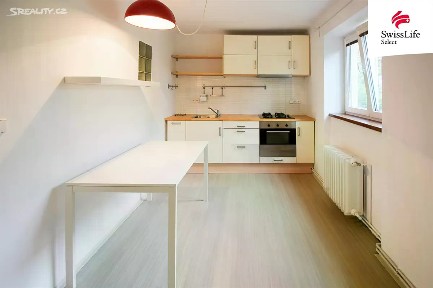 Pronájem bytu 2+1 61 m² Hamerníkova, Jihlava