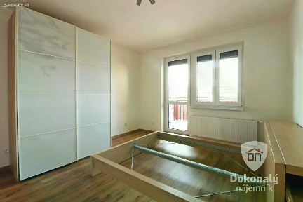 Pronájem bytu 2+kk 50 m² Zahradní, Kosmonosy