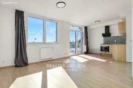 Pronájem bytu 1+kk 33 m² Hodějovského, Benešov