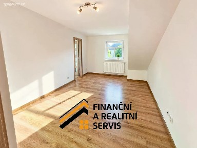 Pronájem bytu 2+kk 45 m² Palackého náměstí, Dobrovice