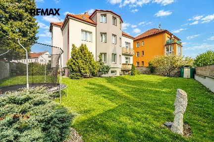 Pronájem bytu 3+kk 74 m²