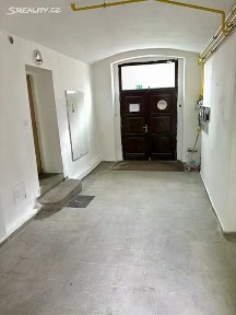 Litoměřice, Předměstí, Pobřežní, 2