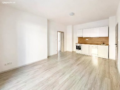 Pronájem bytu 3+kk 55 m² Slepá, Milovice - Mladá